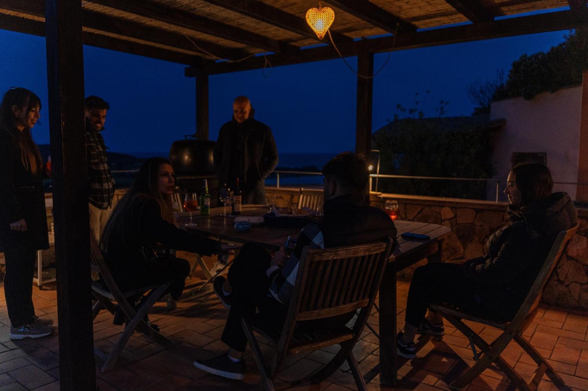 Residenza Del Barone Villa Zoe Chia - Vista Mare מראה חיצוני תמונה