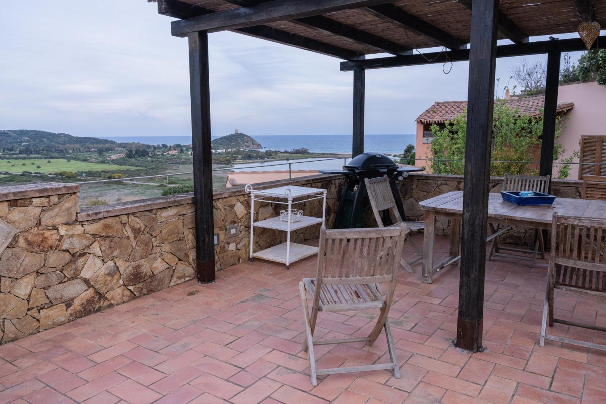 Residenza Del Barone Villa Zoe Chia - Vista Mare מראה חיצוני תמונה