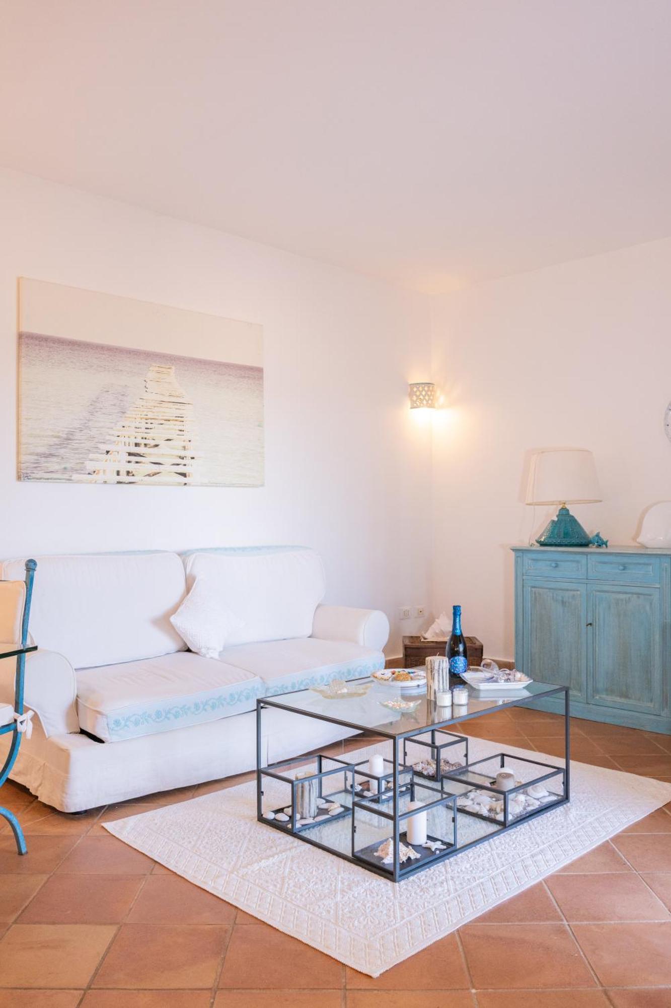 Residenza Del Barone Villa Zoe Chia - Vista Mare מראה חיצוני תמונה