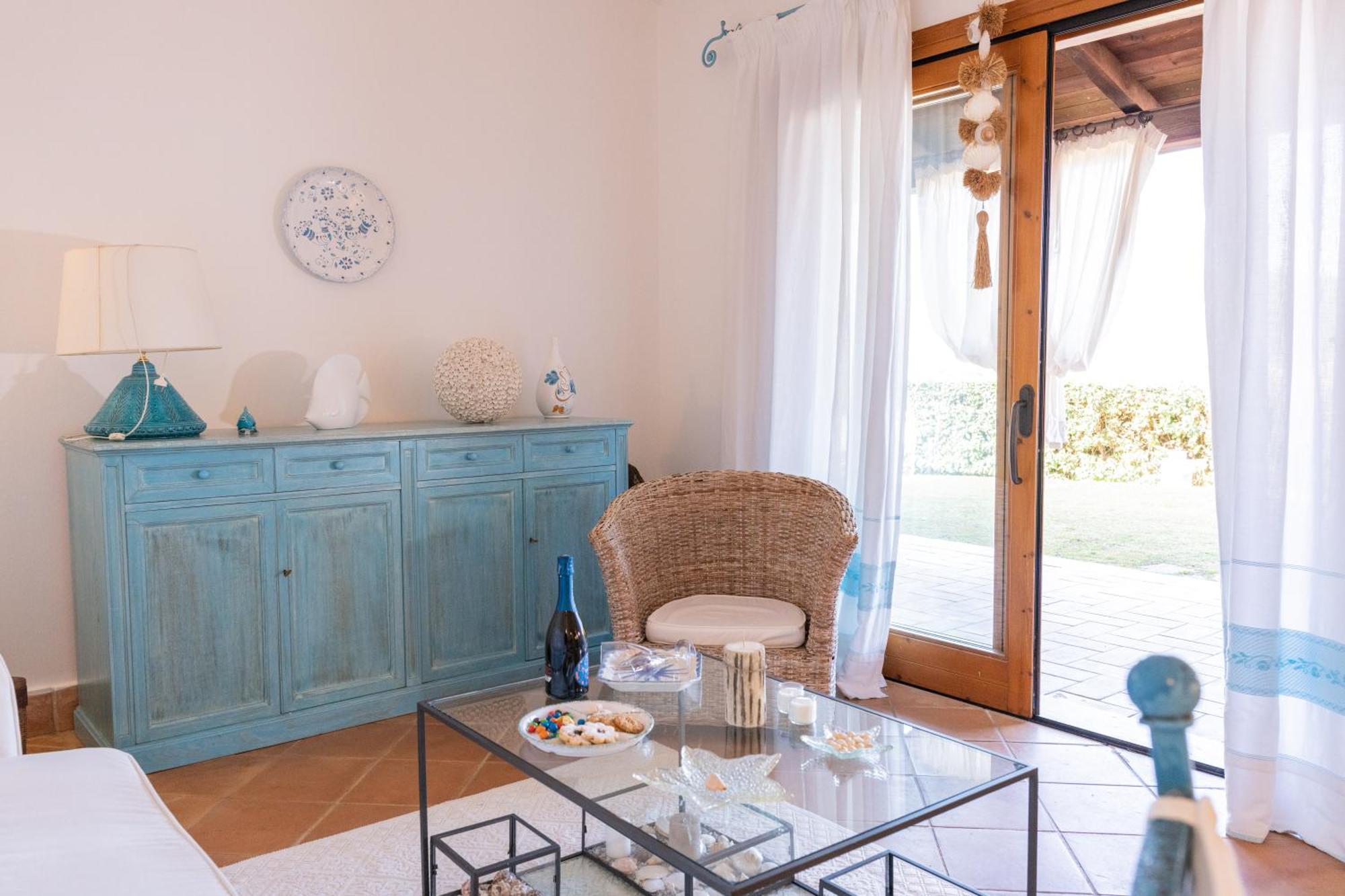 Residenza Del Barone Villa Zoe Chia - Vista Mare מראה חיצוני תמונה