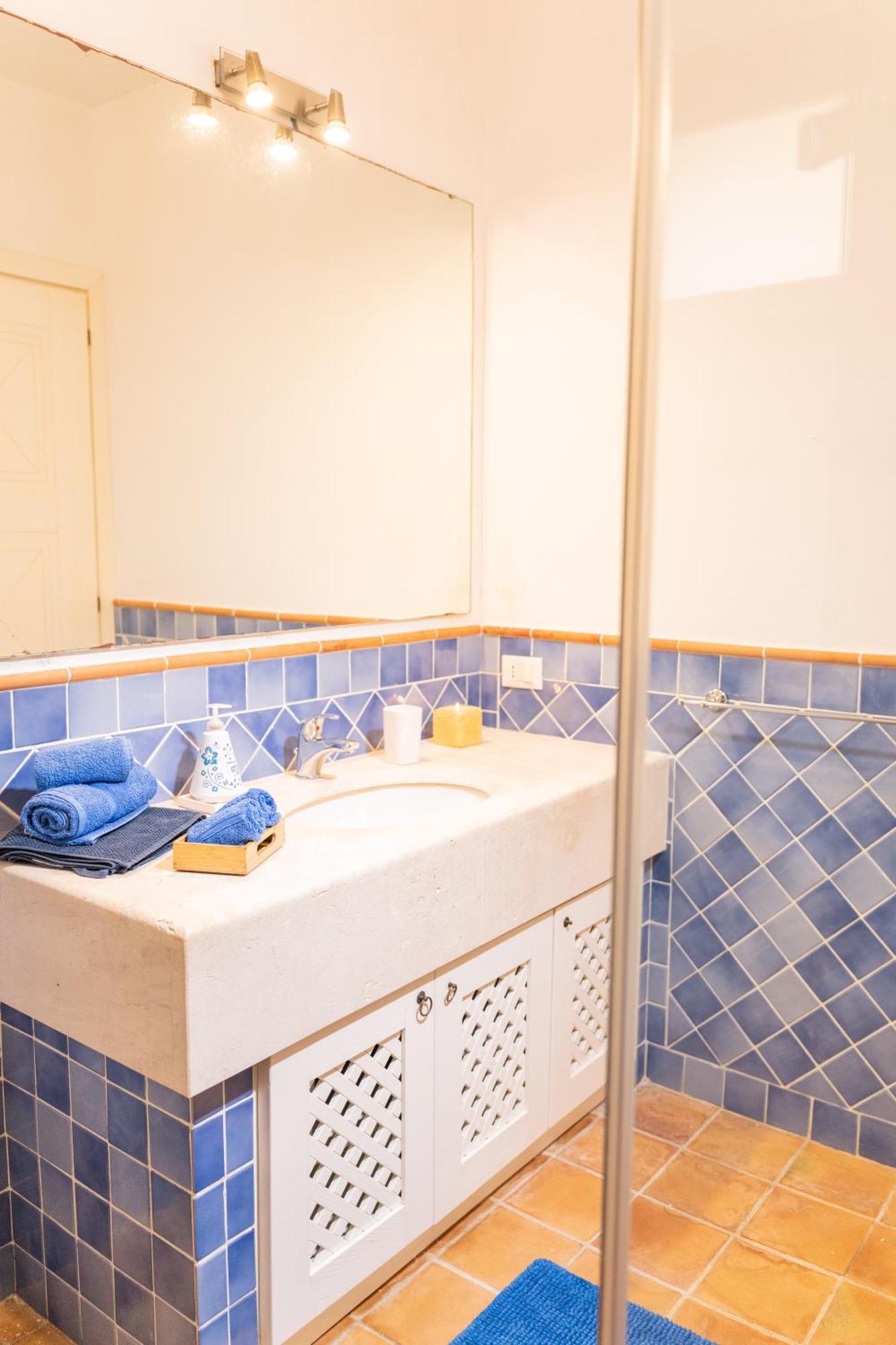 Residenza Del Barone Villa Zoe Chia - Vista Mare מראה חיצוני תמונה