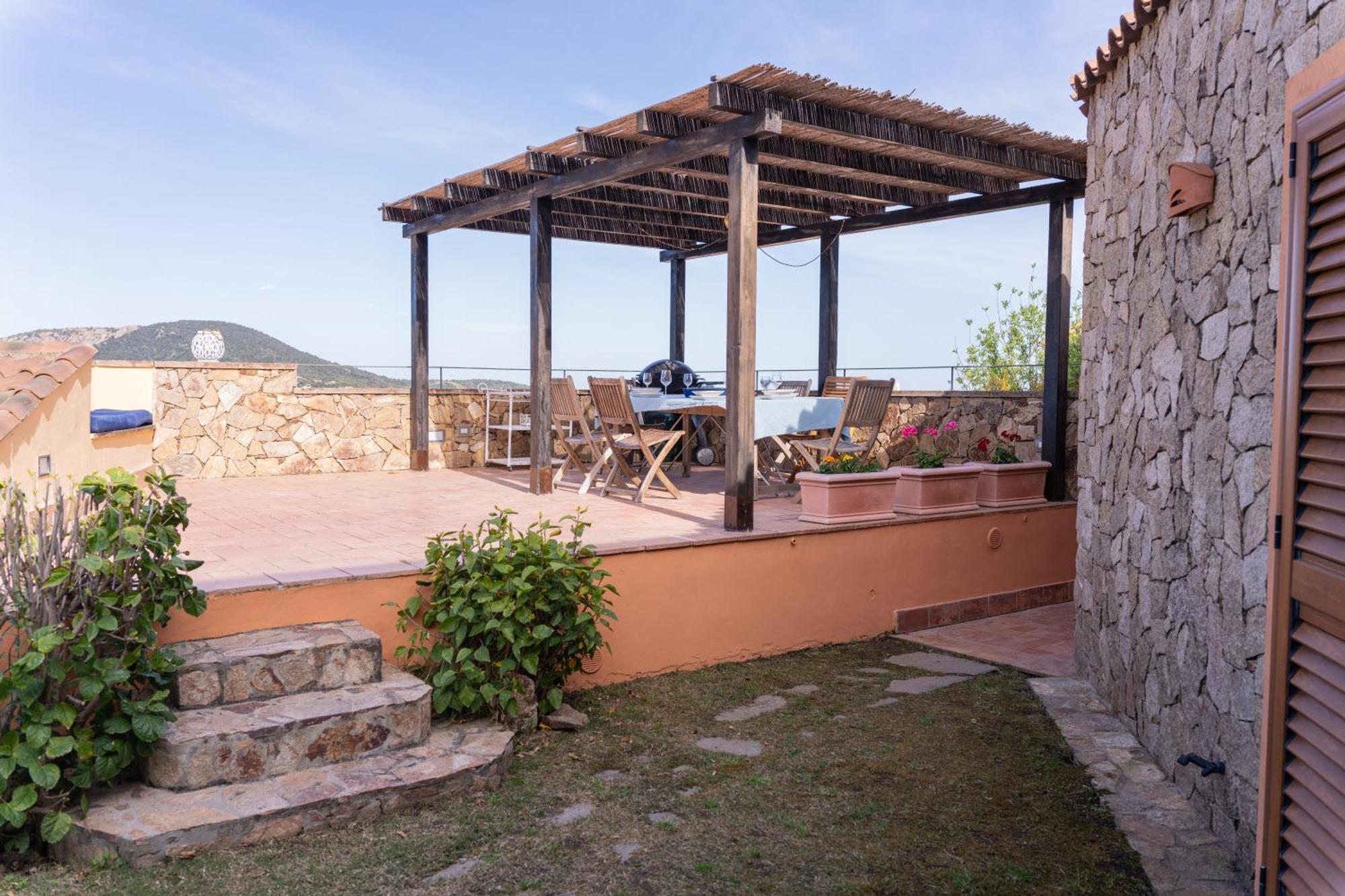 Residenza Del Barone Villa Zoe Chia - Vista Mare מראה חיצוני תמונה