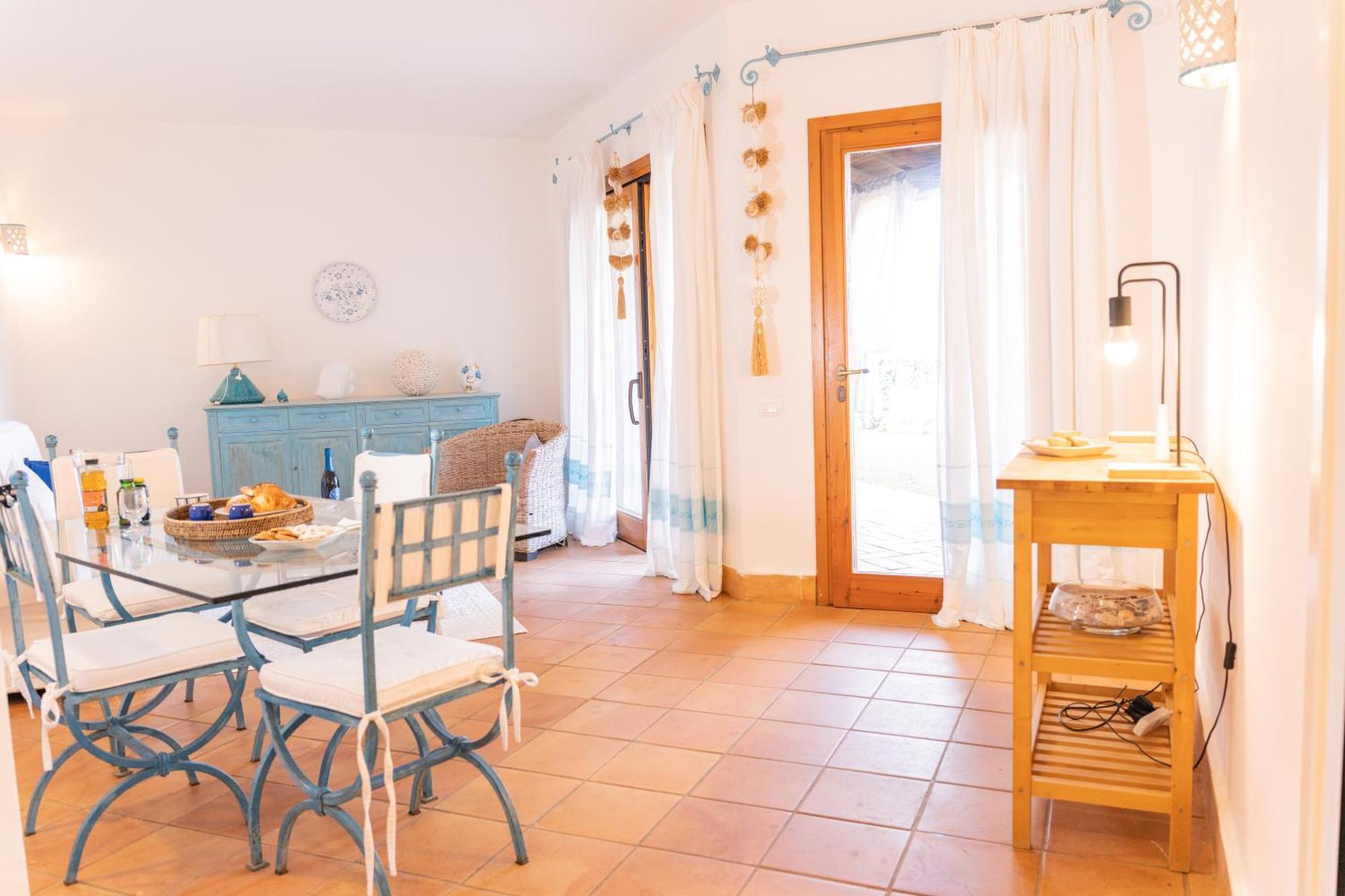 Residenza Del Barone Villa Zoe Chia - Vista Mare מראה חיצוני תמונה