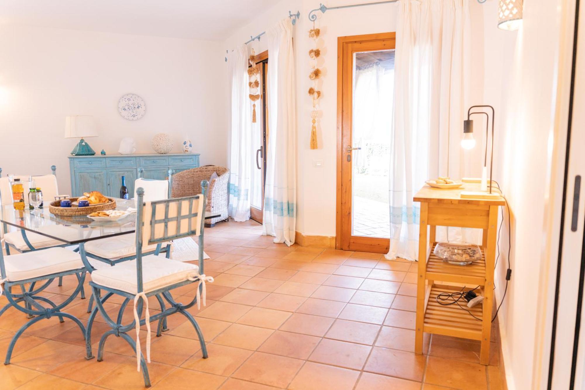 Residenza Del Barone Villa Zoe Chia - Vista Mare מראה חיצוני תמונה