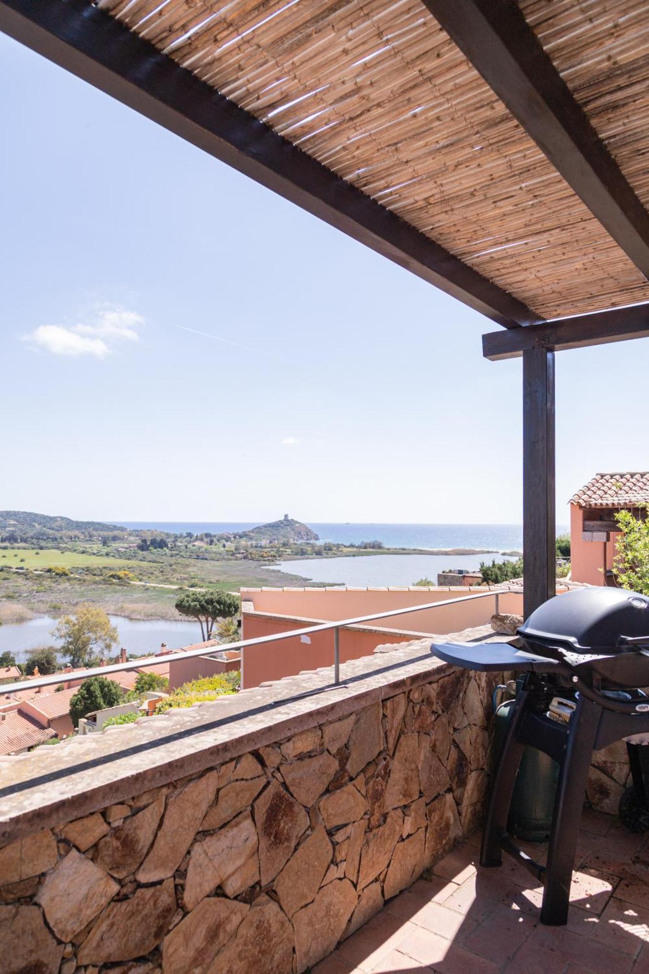 Residenza Del Barone Villa Zoe Chia - Vista Mare מראה חיצוני תמונה