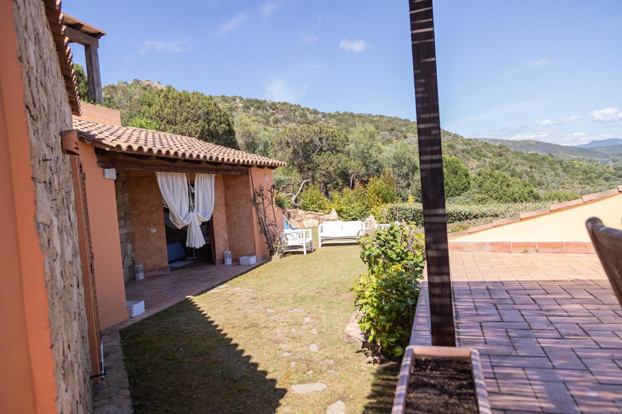 Residenza Del Barone Villa Zoe Chia - Vista Mare מראה חיצוני תמונה